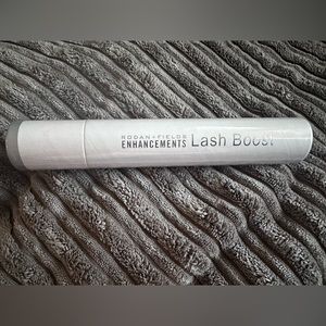 RODAN and Fields Lash Boost